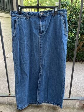 VTG Old Navy Long Denim Skirt with Front Slit - Size 12